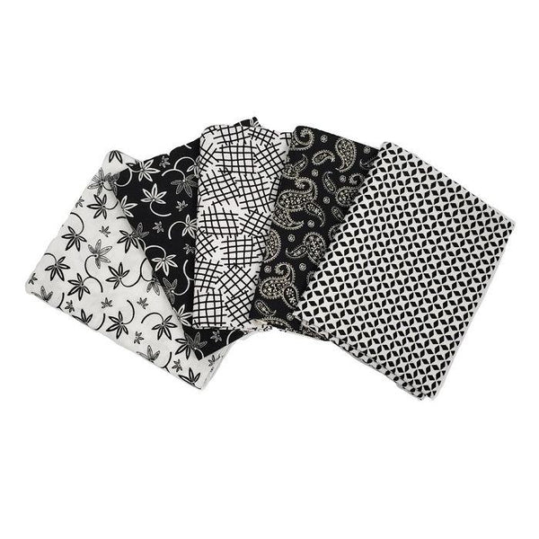 Classic Collection White and Black Fat Quarter Fabric Bundle - 5pk - ineedfabric.com